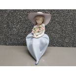 Lladro figure 5862 Fragrant Bouquet, with original box