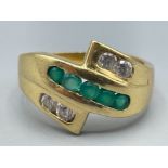18ct gold white and green stone ring. 5.5G size K1/2