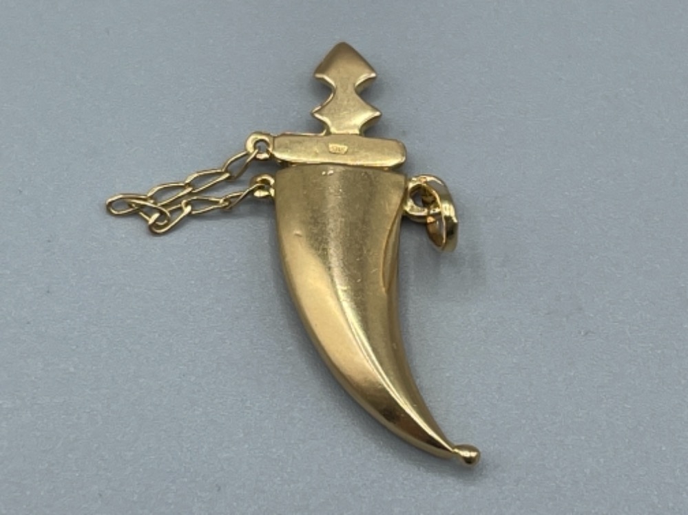 14ct Gold Dagger pendant with ornate sheath (5.6g)