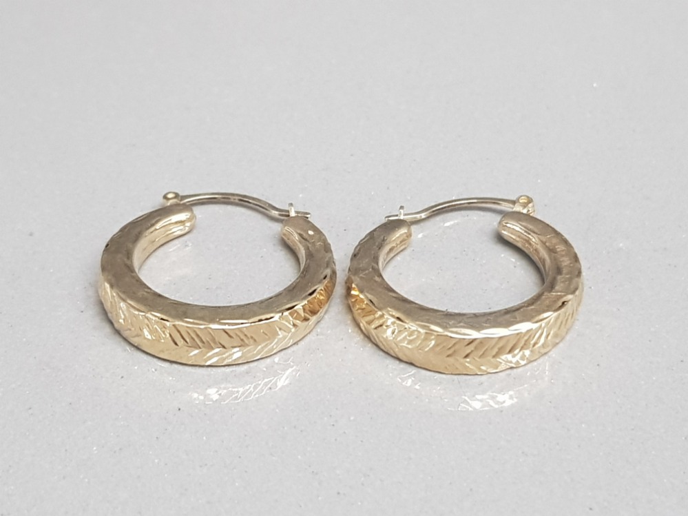 Pair of 9ct yellow gold hoop earrings 1.66g