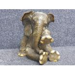 Large resin crying elephant ornament, height 34cm