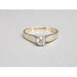9ct yellow gold diamond solitare ring with 0.25ct stone size N 2g gross