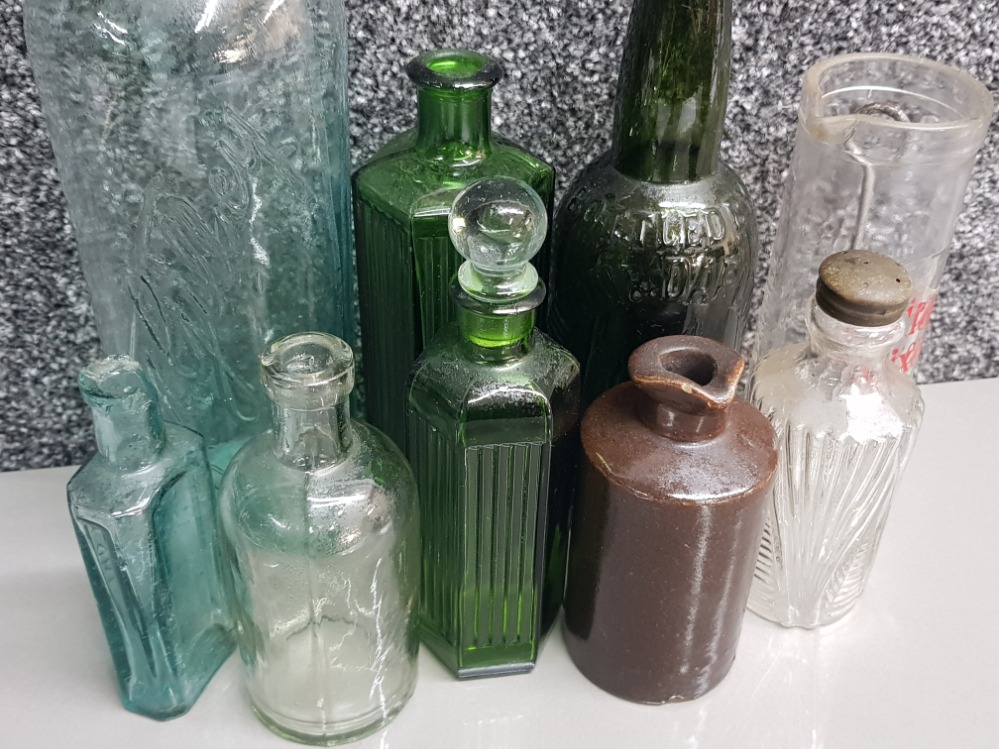 2 antique poison bottles plus similar glass items, to include a vintage horlicks mixing vessel - Image 2 of 2
