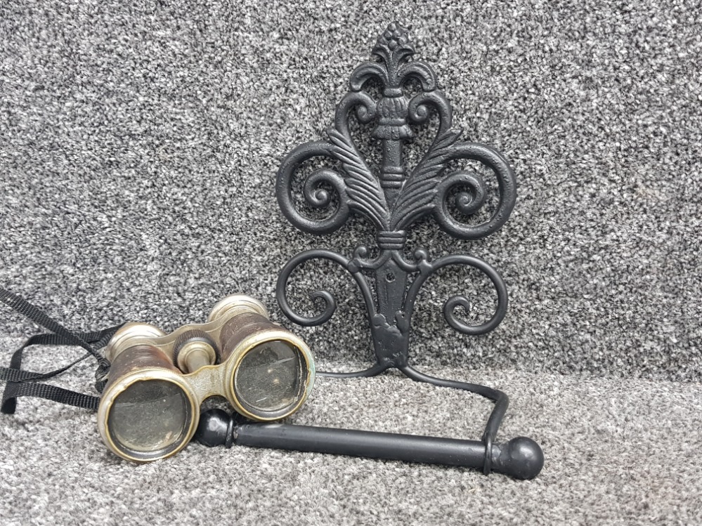 Pair of vintage binoculars & cast iron toilet roll holder