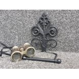 Pair of vintage binoculars & cast iron toilet roll holder