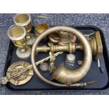 Tray of brass goblets, candlestick, cat poker stand, automative horn, toasting forks etc