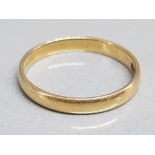 18ct gold wedding band 2.04g size N 1/2