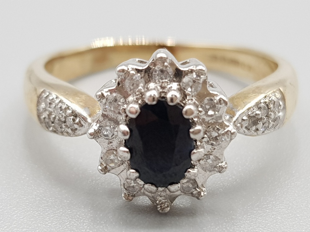 Ladies 9ct yellow gold sapphire and diamond cluster ring 3.2g gross size L1/2