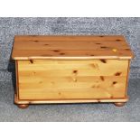 Pine blanket box, 80x38cm, height 41cm