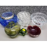 6 pieces of mixed glassware includes clear glass flower frog, murano turtle, blue glass flower