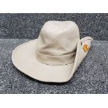 Vintahe Walt Disney World safari hat with 2 Disney trading pins that represent the animal kingdom