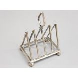 A George V small silver toast rack by Robert Stewart, London 1912 44.5g