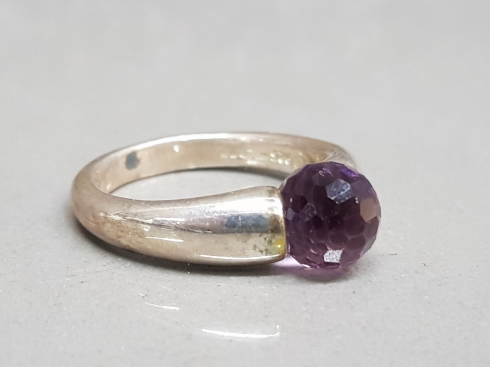 Silver and amethyst bead ring size s 7.3g gross - Image 2 of 3