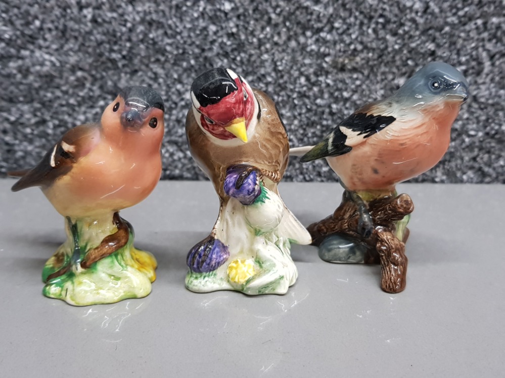 3 Beswick bird figures includes 991 Chaffinch, 2273 Goldfinch plus one other