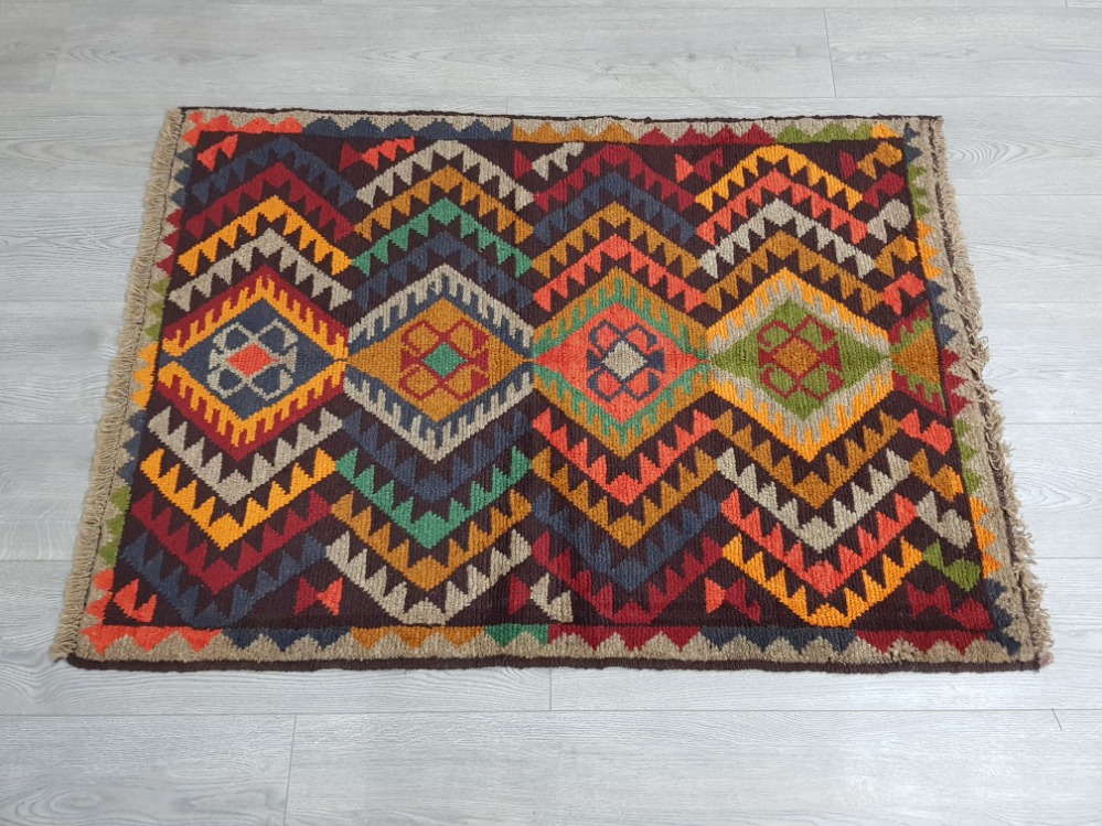 New Baluchi rug 118 x 86cm