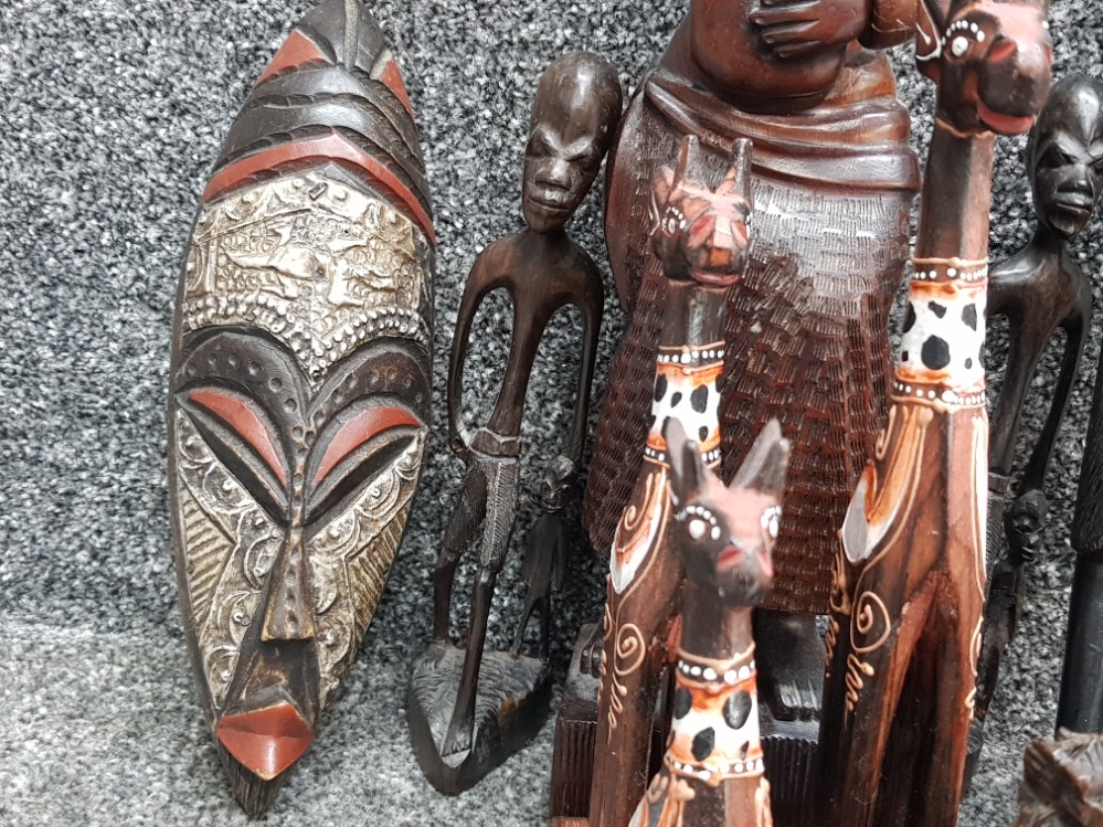 Quantity of African & Aboriginal figures including tribal mask, hear, see & speak no evil hand - Bild 3 aus 3