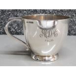 Heavy hallmarked silver cup by Walker & Hall, Sheffield 1928, 147.5g