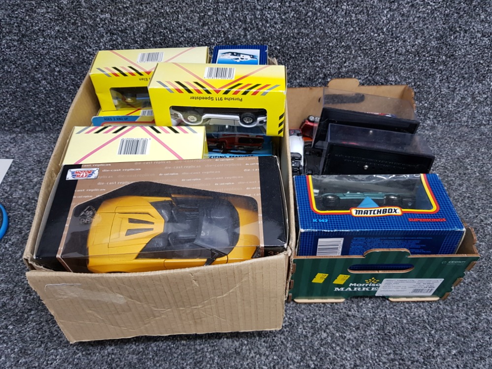 Selection of vintage diecast cars makers include Matchbox, shell & Maisto, ( some boxed) - Bild 2 aus 2