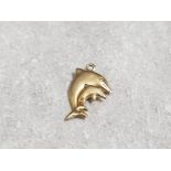 9ct yellow gold dolphins pendant/charm 1.2g