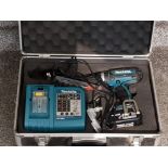 Makita drill with battery and charger in carry case , working order