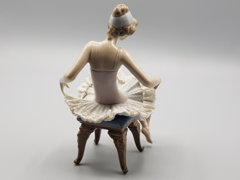 Lladro figure 5499 pretty ballerina - Image 2 of 3