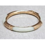 9ct yellow gold & jade bangle, 21g gross, boxed