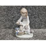 Lladro figurine 5595 bathing puppies