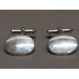 A pair of silver oval cufflinks 9.6g gross