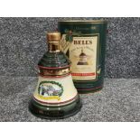 Bells old Scotch whisky decanter, Christmas 1990, finished in 22ct gold, 75cl still sealed with