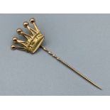 14ct gold Rolex style crown stick pin, 2.2g