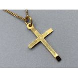 9ct gold cross pendant & chain, 2.8g