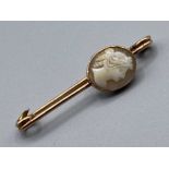 Antique 9ct gold cameo pin bar, 2.7g