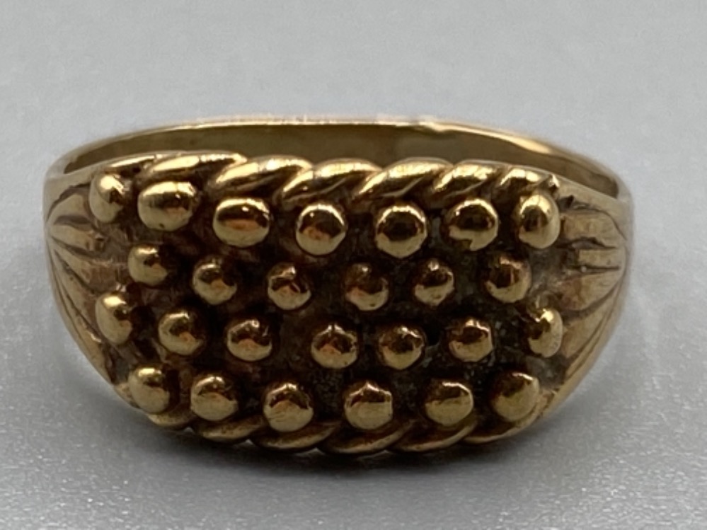 9ct gold keeper ring, size L, 2.3G