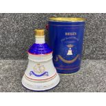 Wade Bells old scotch whisky decanter, 75cl still sealed, to commemorate the birth of princess