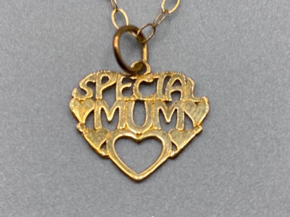 9ct gold special Mum pendant & chain 0.7g