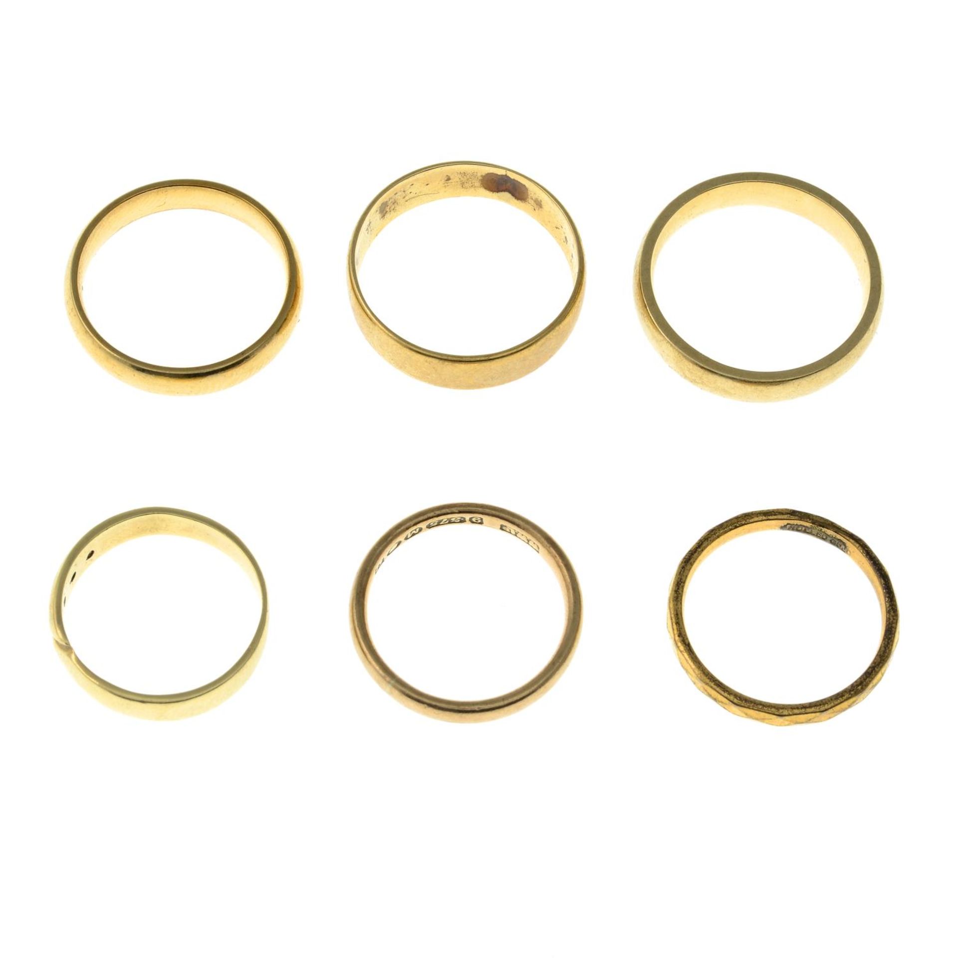 Four 9ct gold band rings, hallmarks for 9ct gold, ring sizes K to P, 12.4gms. - Image 2 of 2