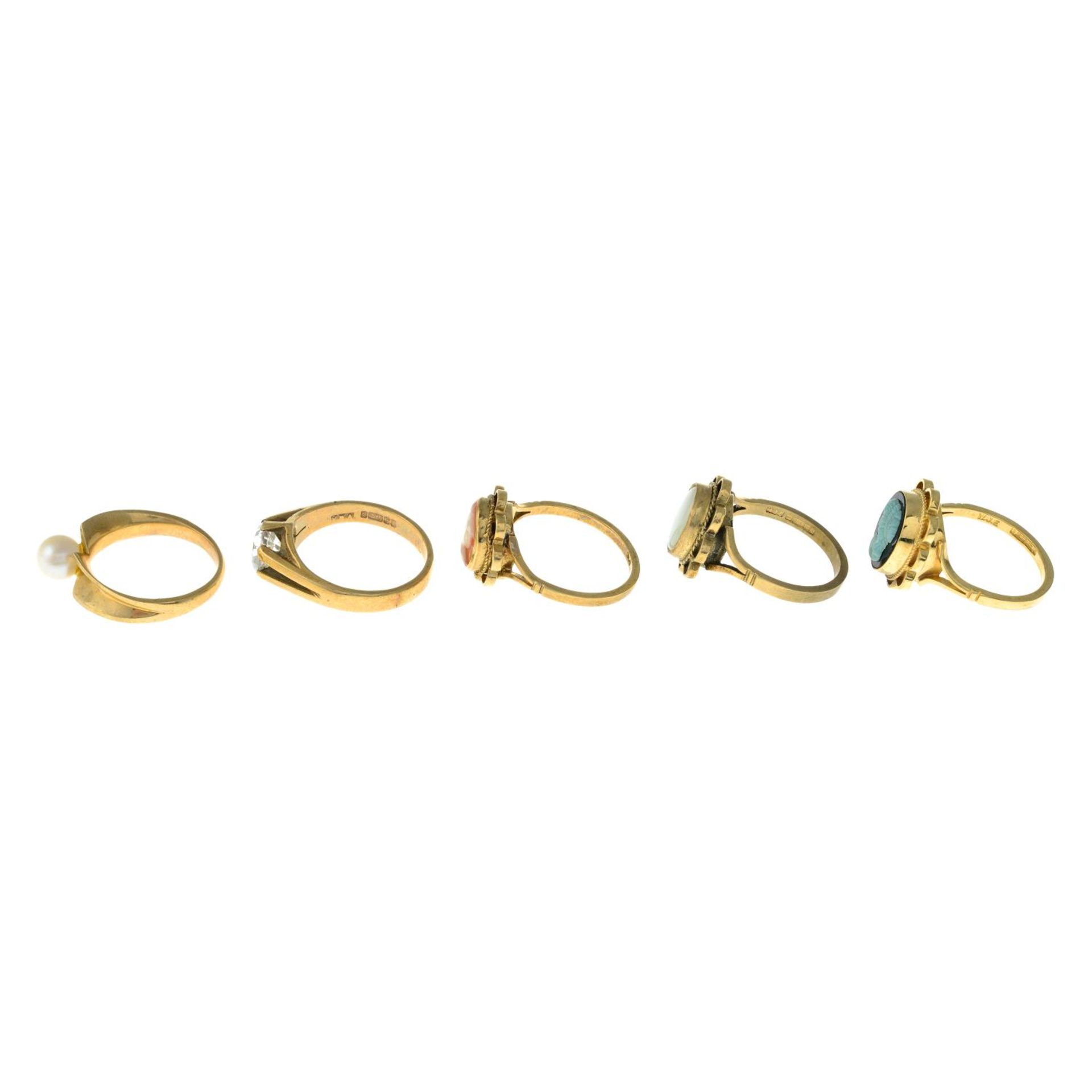 9ct gold opal single-stone ring, - Image 2 of 3