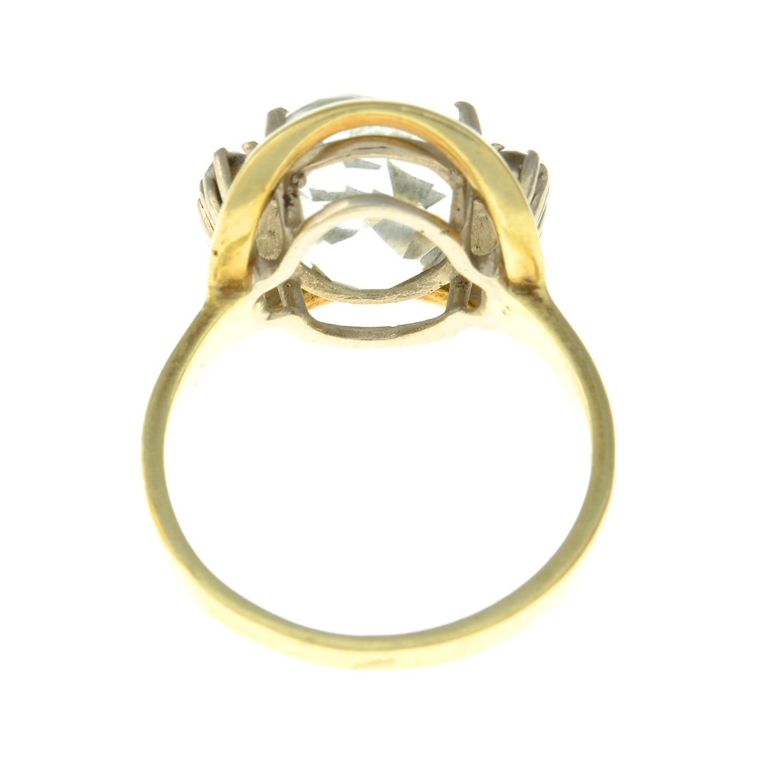An aquamarine and brilliant-cut diamond ring.Total diamond weight 0.18ct, - Bild 3 aus 3