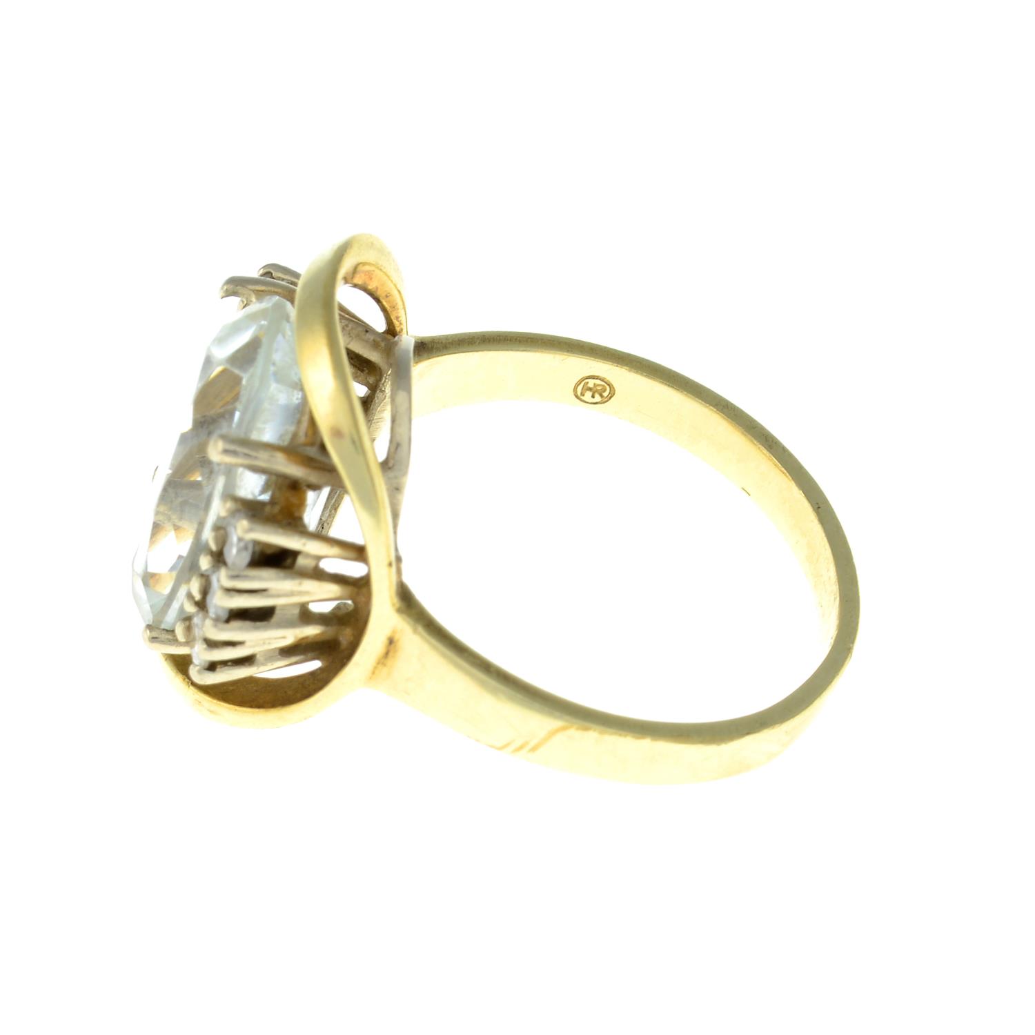 An aquamarine and brilliant-cut diamond ring.Total diamond weight 0.18ct, - Bild 2 aus 3