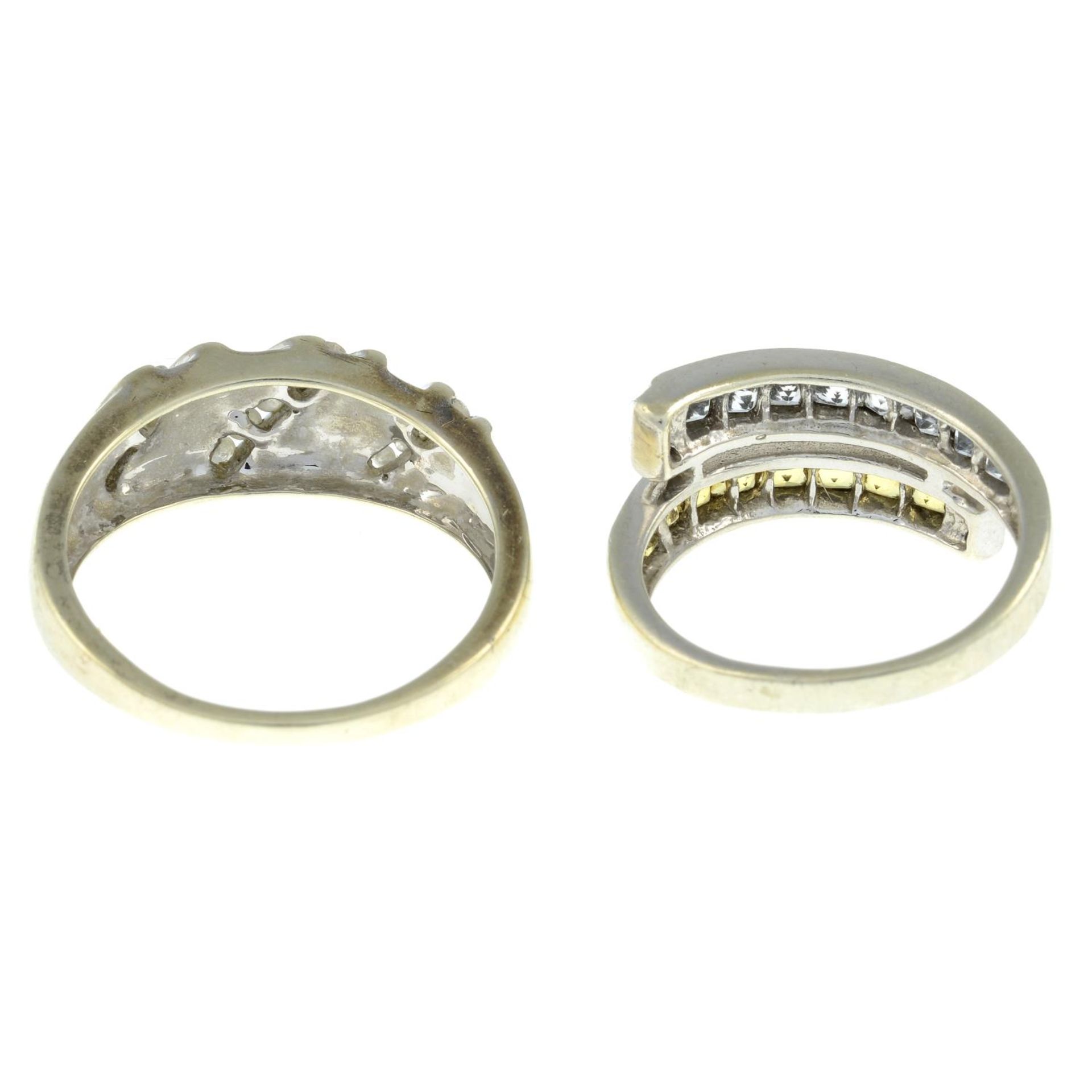 9ct gold diamond dress ring, - Image 2 of 3