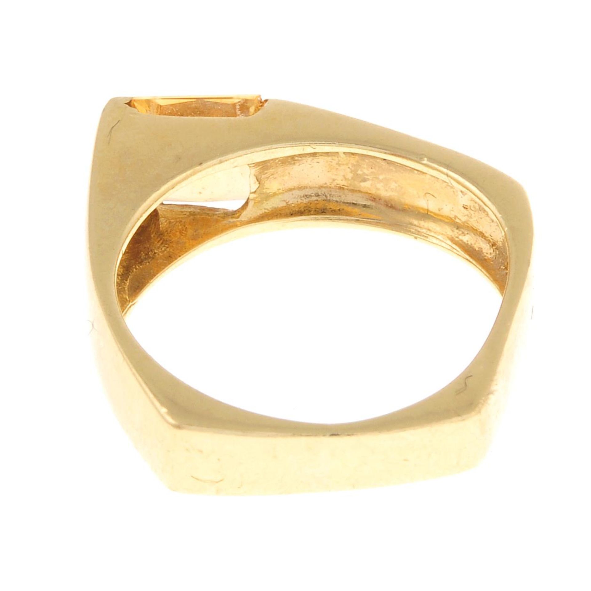 A citrine single-stone ring.Ring size M. - Image 2 of 3
