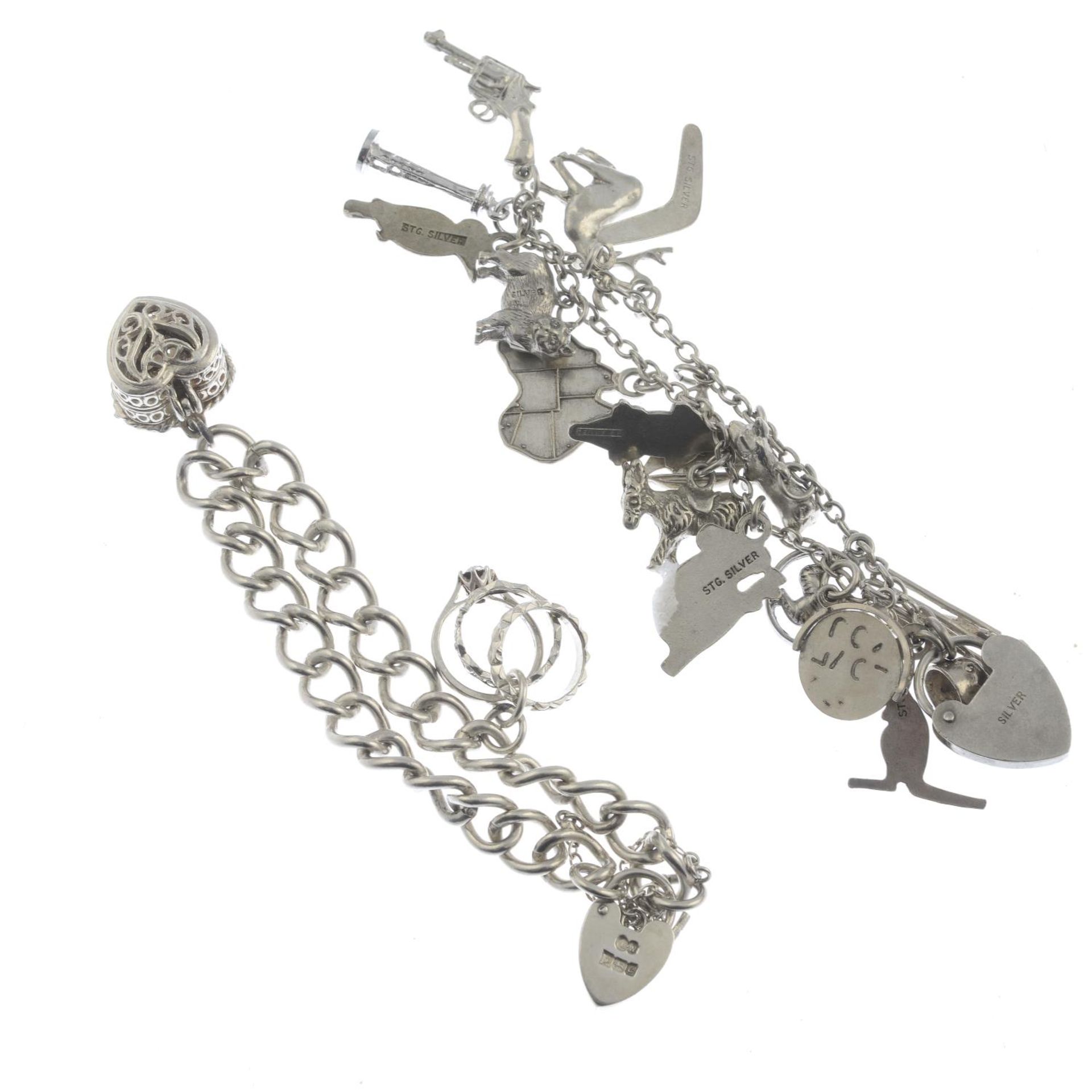 Two silver charm bracelets and a further charm bracelet. - Bild 2 aus 2