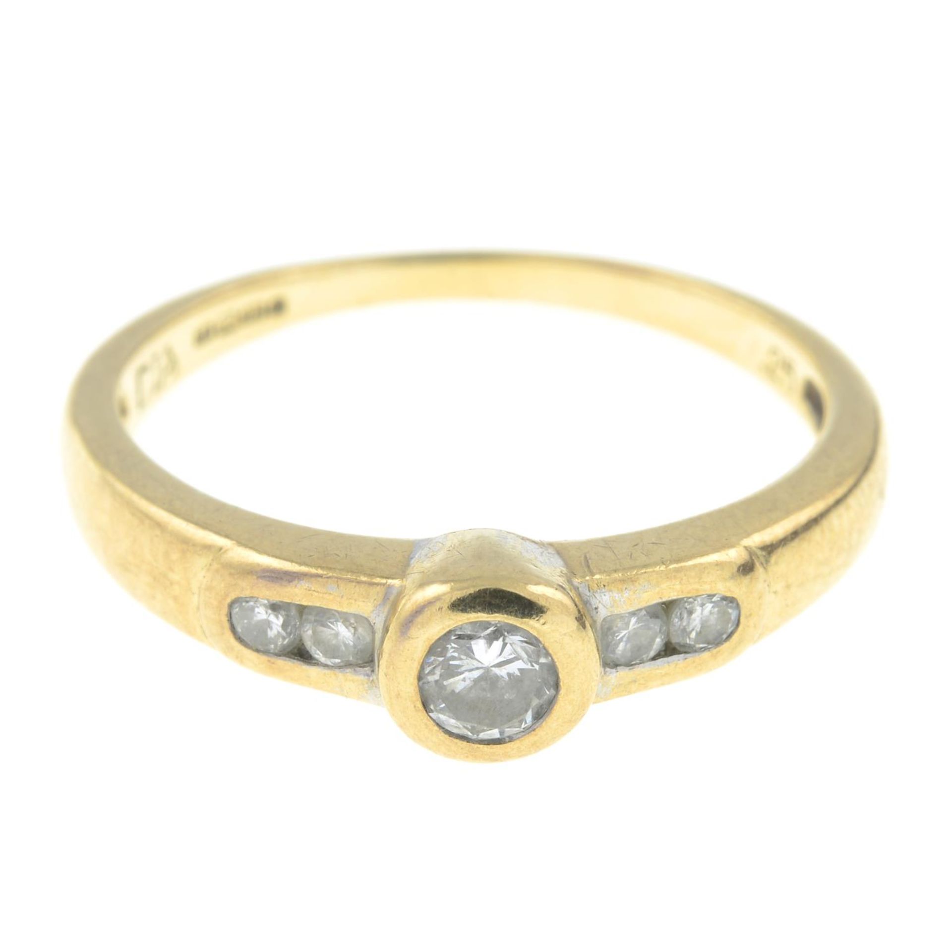 A 9ct gold brilliant-cut diamond five-stone ring.Total diamond weight 0.25ct,