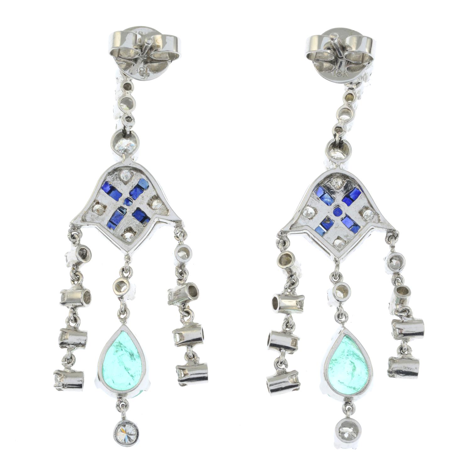 A pair of emerald, sapphire and diamond drop earrings. - Bild 5 aus 5