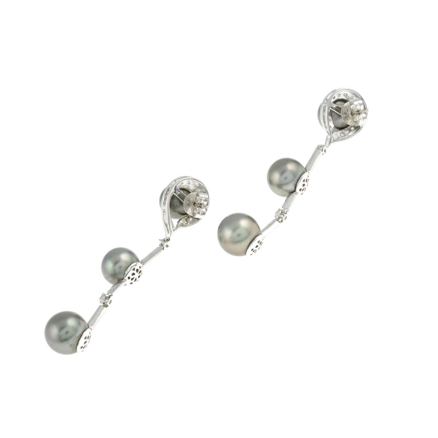 A pair of Tahitian cultured pearl and diamond drop earrings. - Bild 5 aus 5