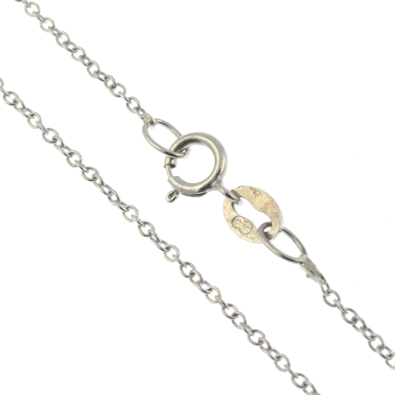 An aquamarine and diamond cluster pendant, on chain. - Bild 7 aus 7