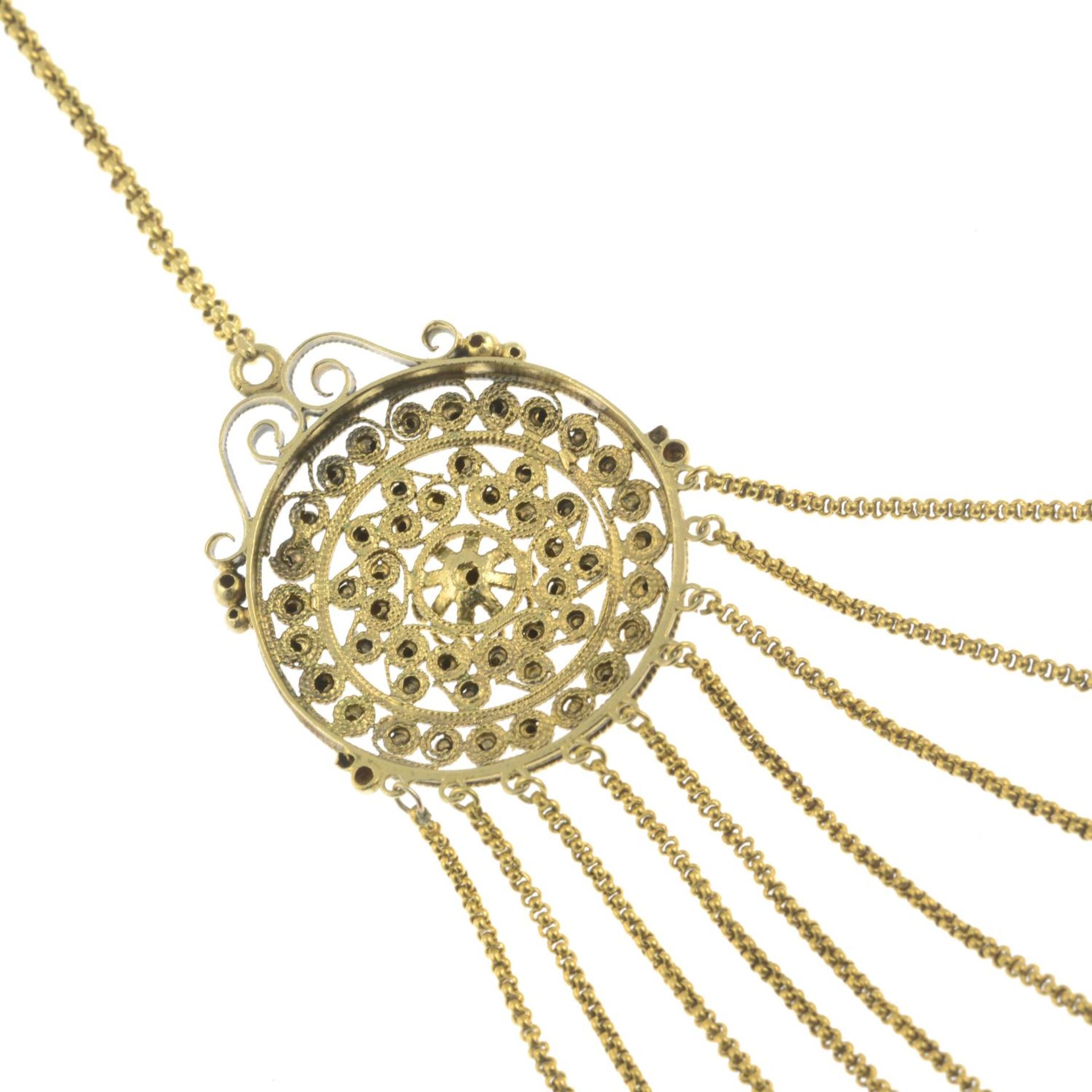 An early 19th century gold multi-strand filigree necklace. - Bild 7 aus 7
