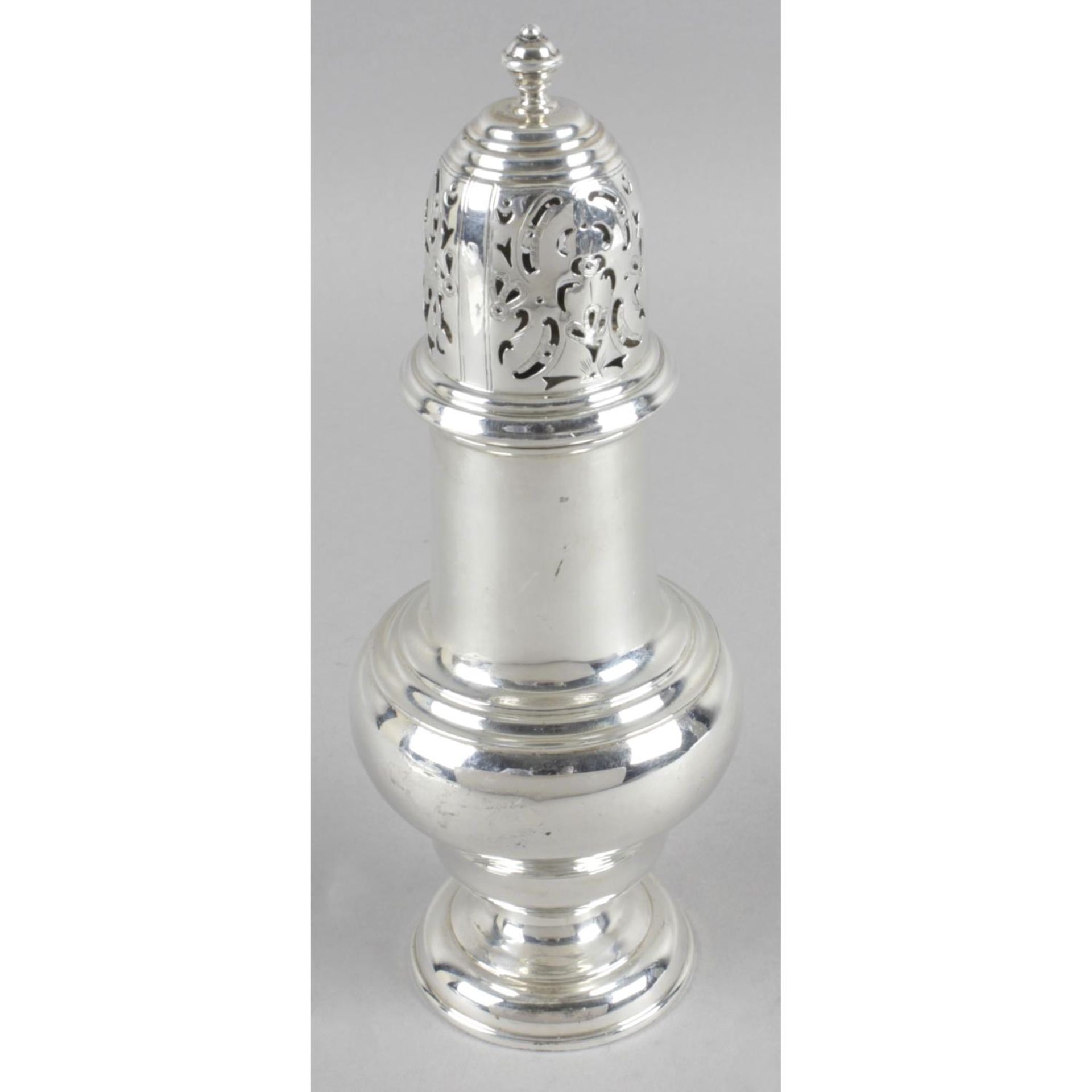 An Edwardian silver sugar caster,