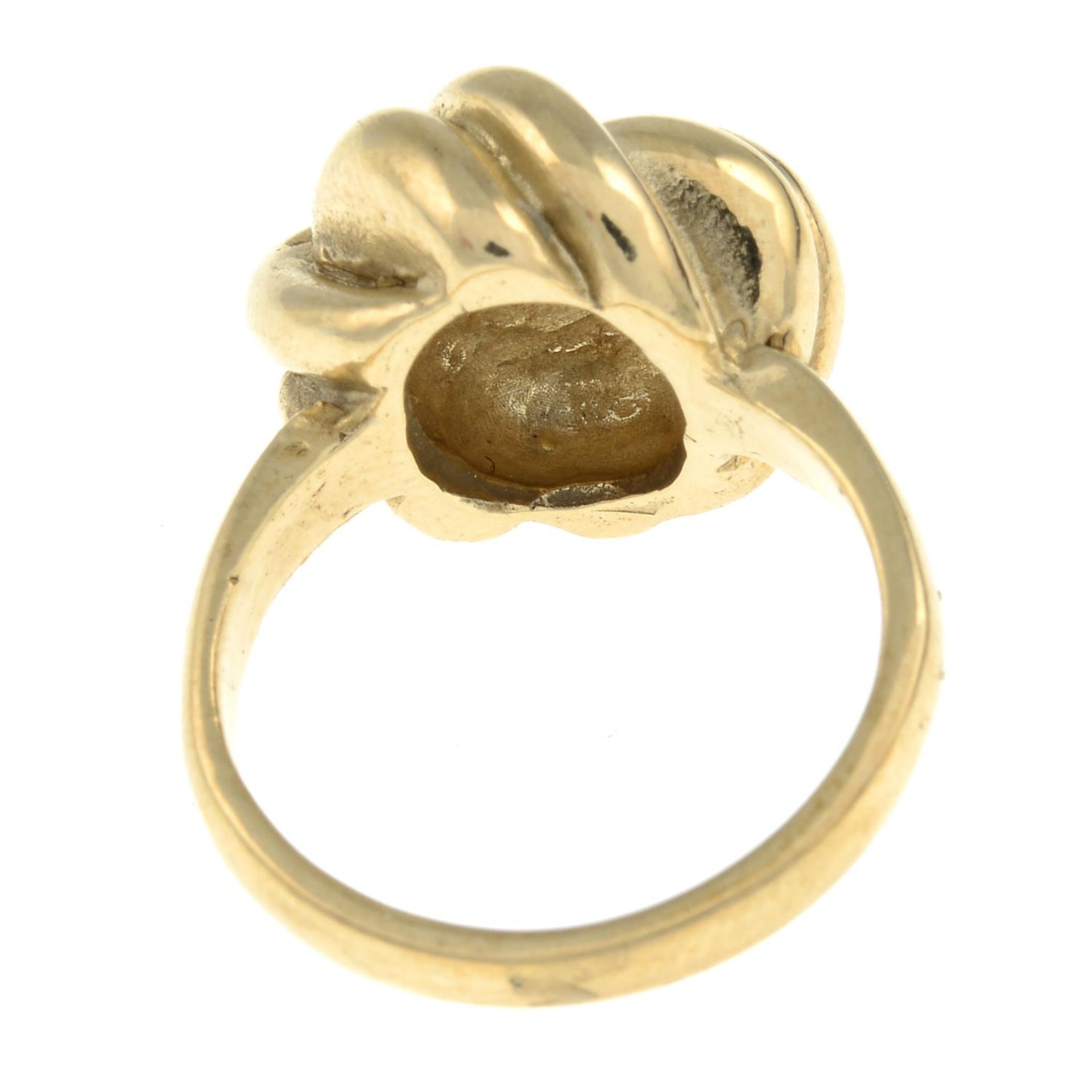 A 9ct gold knot ring.Hallmarks for Birmingham.Ring size M. - Bild 3 aus 3