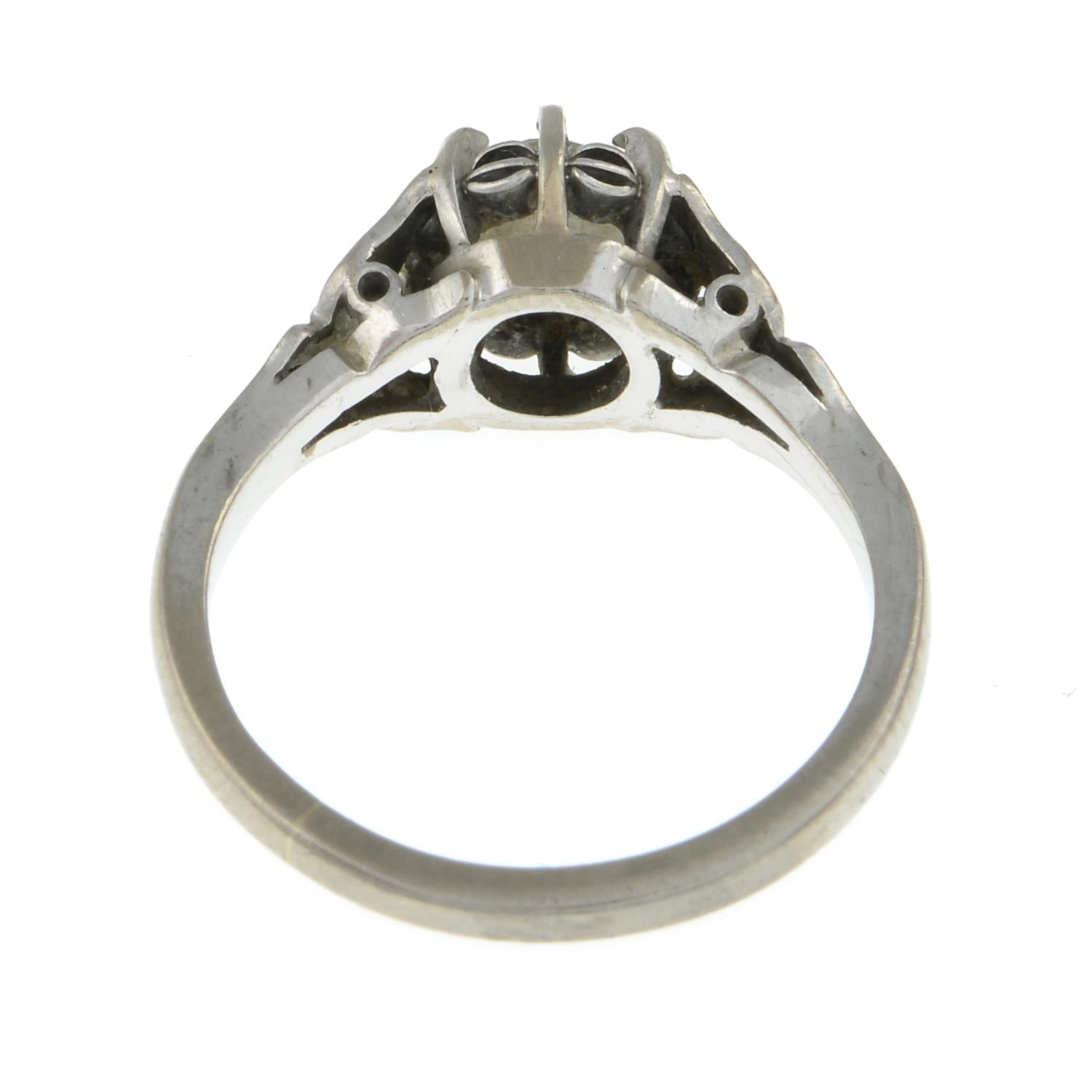 A diamond single-stone ring.One diamond deficient. - Image 3 of 3